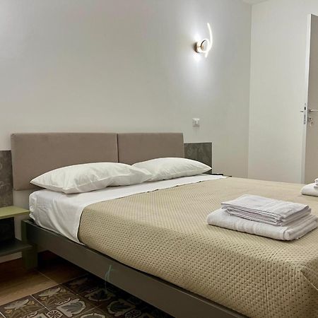Al Duomo Suites Монреале Экстерьер фото