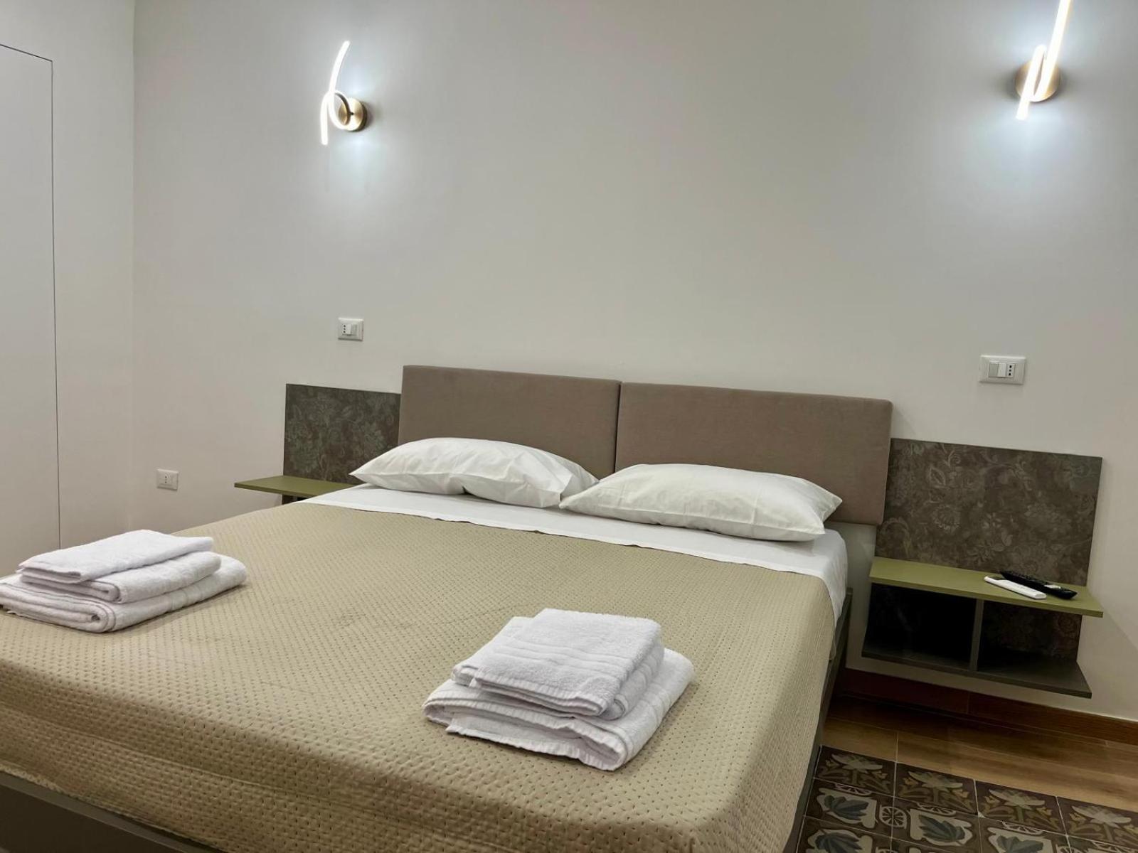 Al Duomo Suites Монреале Экстерьер фото